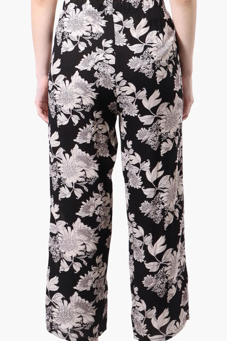 Beechers Brook Floral Tie Waist Cropped Pants - Black