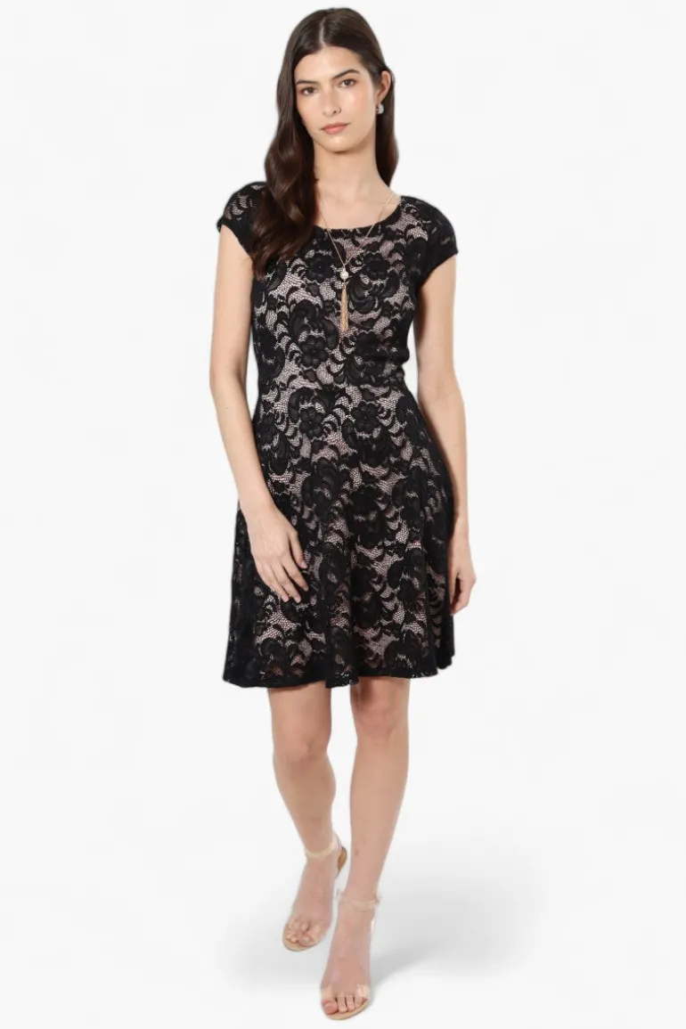 Limite Floral Lace Necklace Cocktail Dress - Black